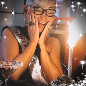 Meet your Posher, Kim anne